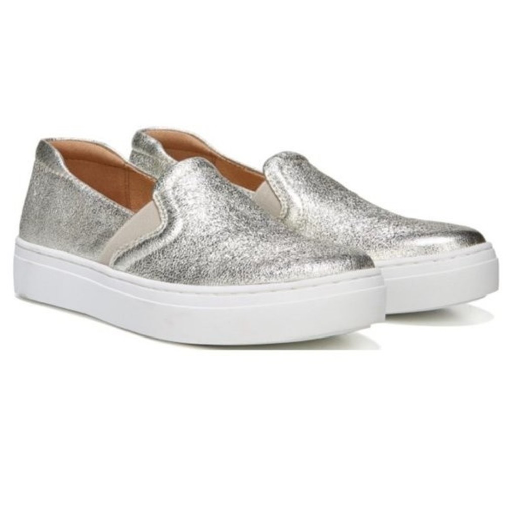 Naturalizer Womens Size 5 Carly 3 Gold Metallic Leather Slip On Sneakers Shoes